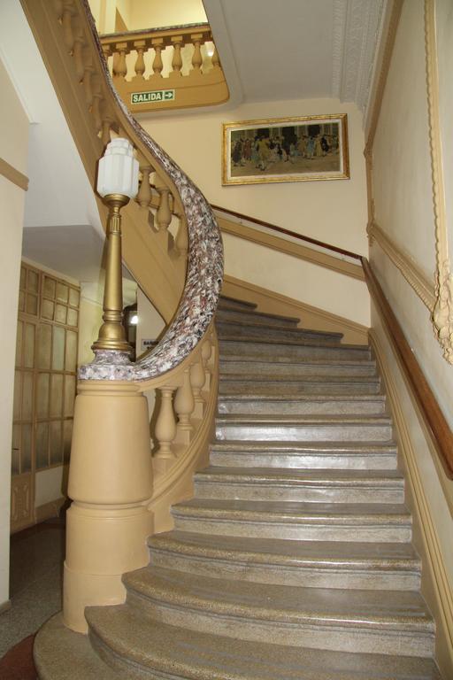 Hotel Touring Club Trelew Eksteriør bilde