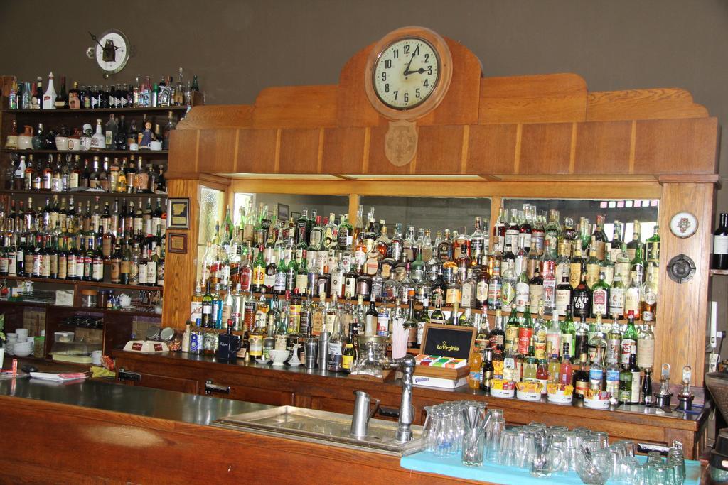 Hotel Touring Club Trelew Eksteriør bilde