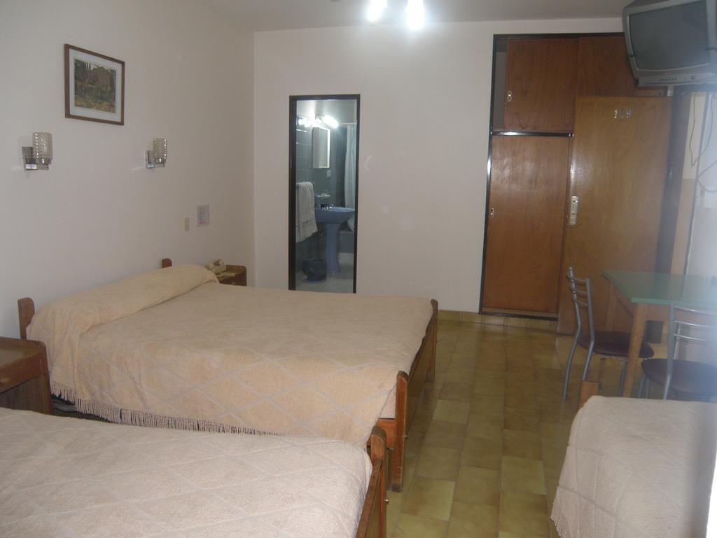 Hotel Touring Club Trelew Eksteriør bilde