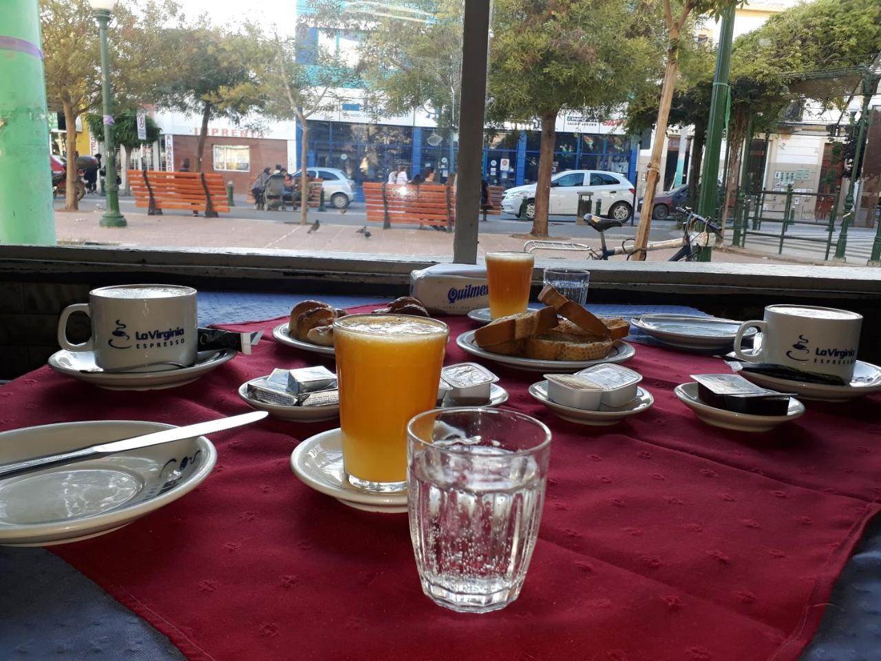 Hotel Touring Club Trelew Eksteriør bilde
